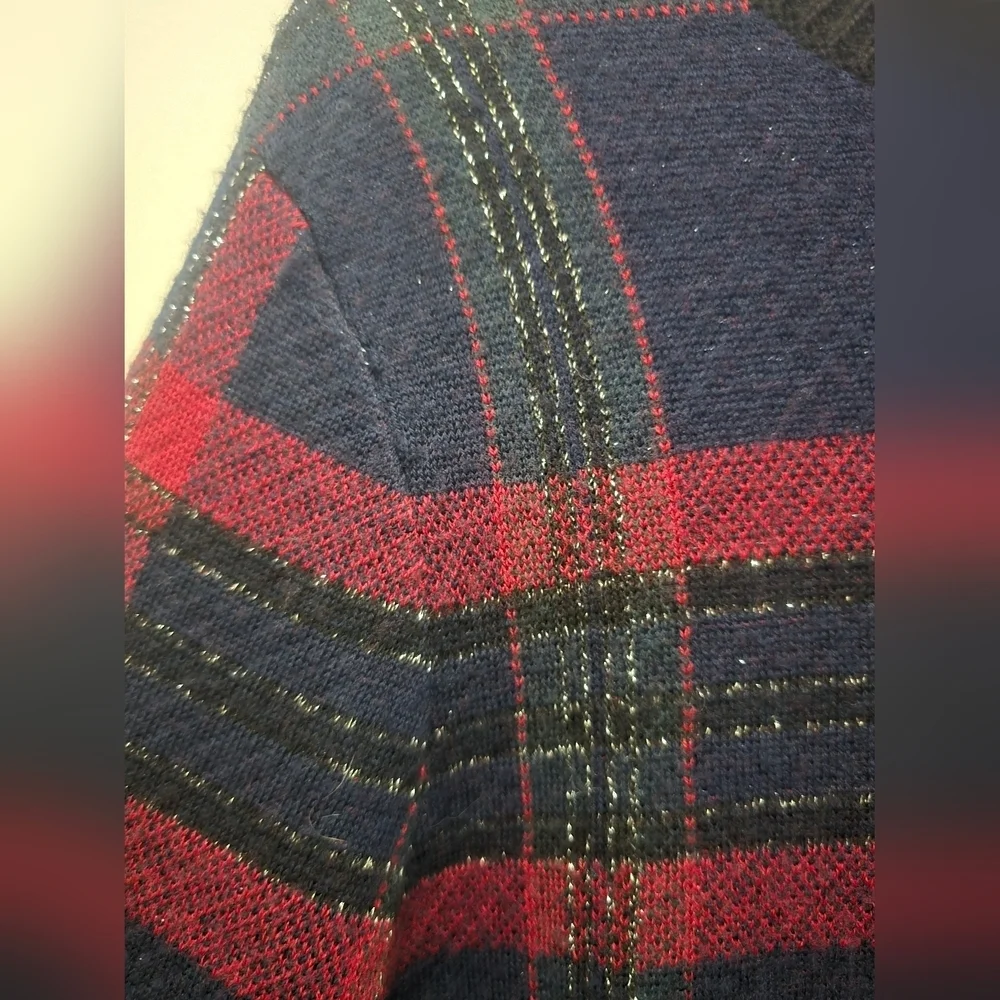 Navy and Red Plaid Sweater - Picture 4 of 10
